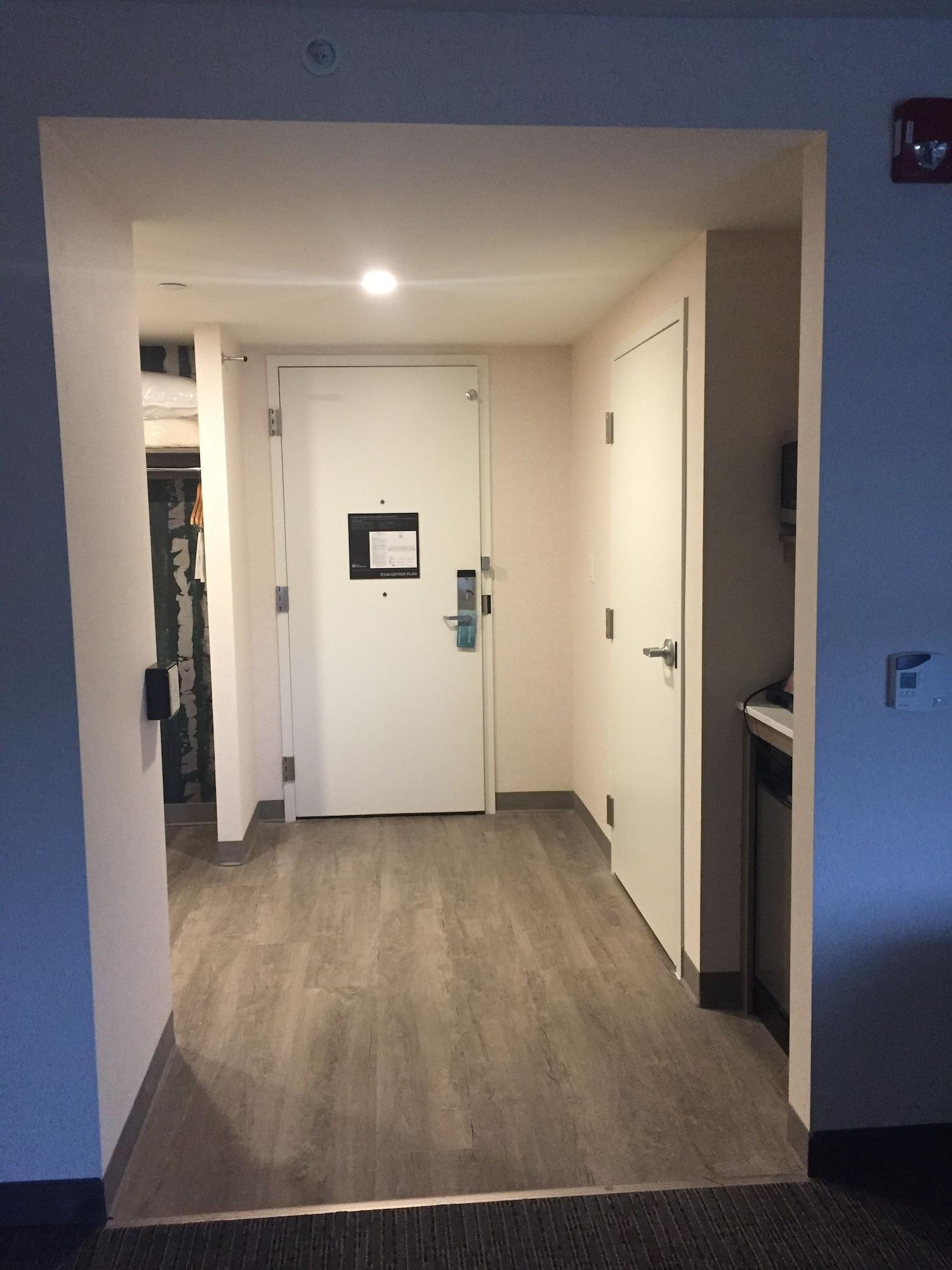 Hilton Garden Inn Toronto-Оуквил Екстериор снимка