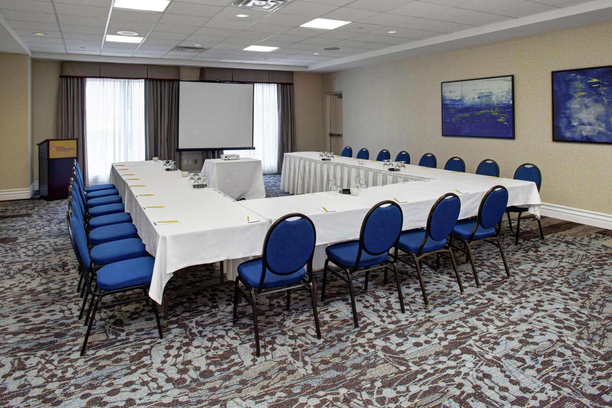 Hilton Garden Inn Toronto-Оуквил Екстериор снимка