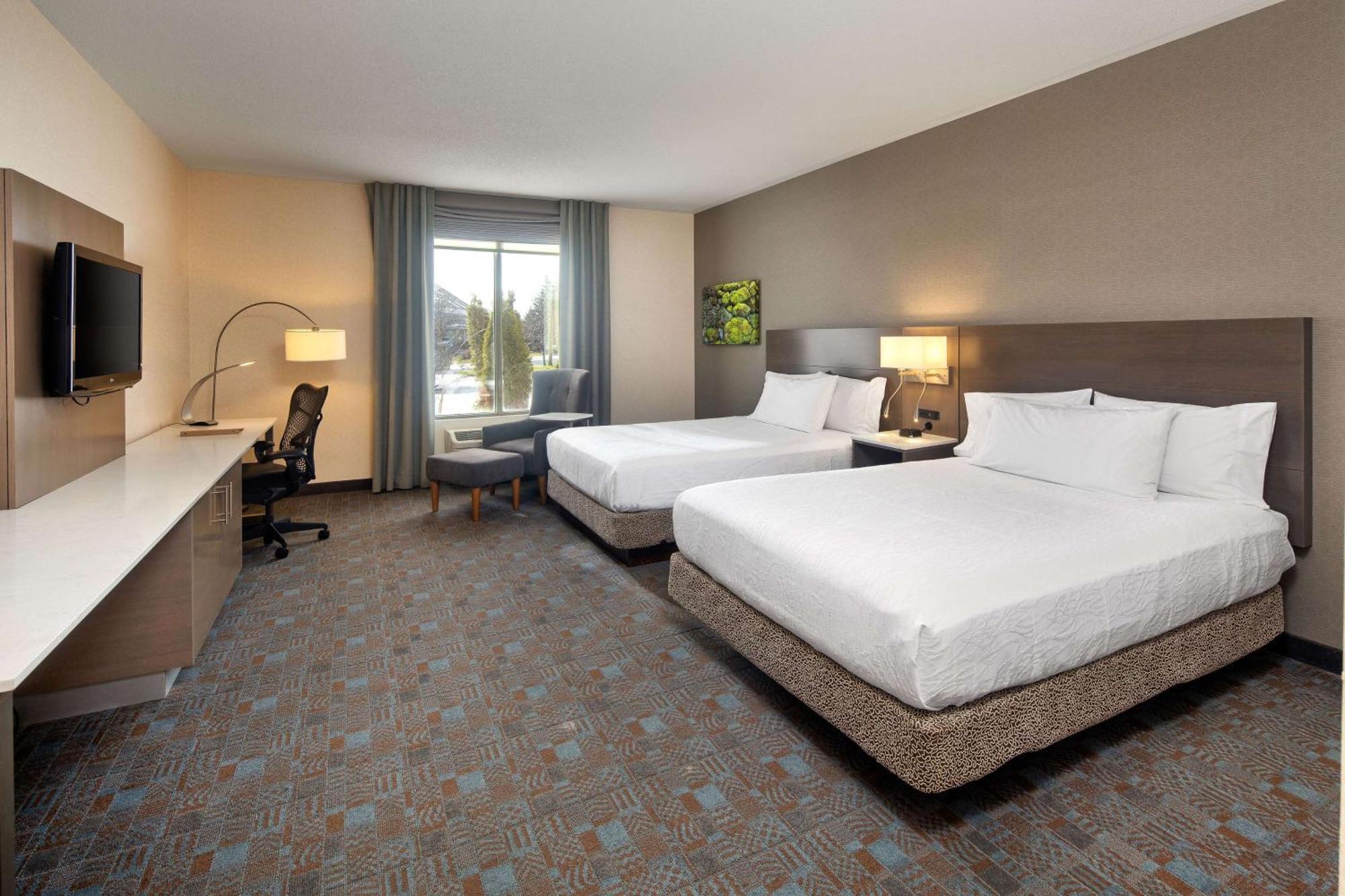 Hilton Garden Inn Toronto-Оуквил Екстериор снимка