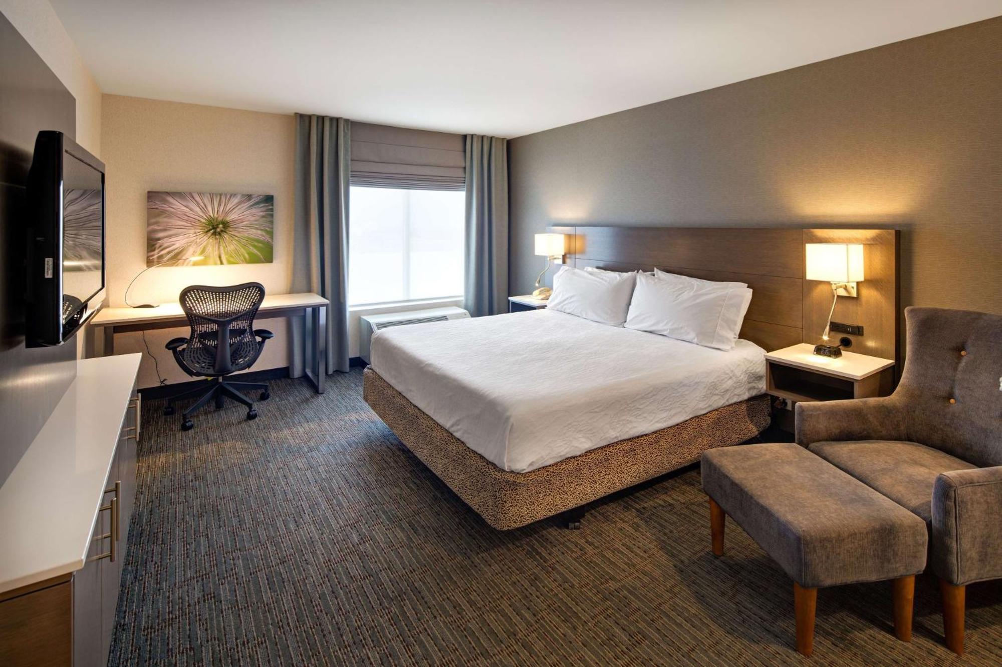 Hilton Garden Inn Toronto-Оуквил Екстериор снимка