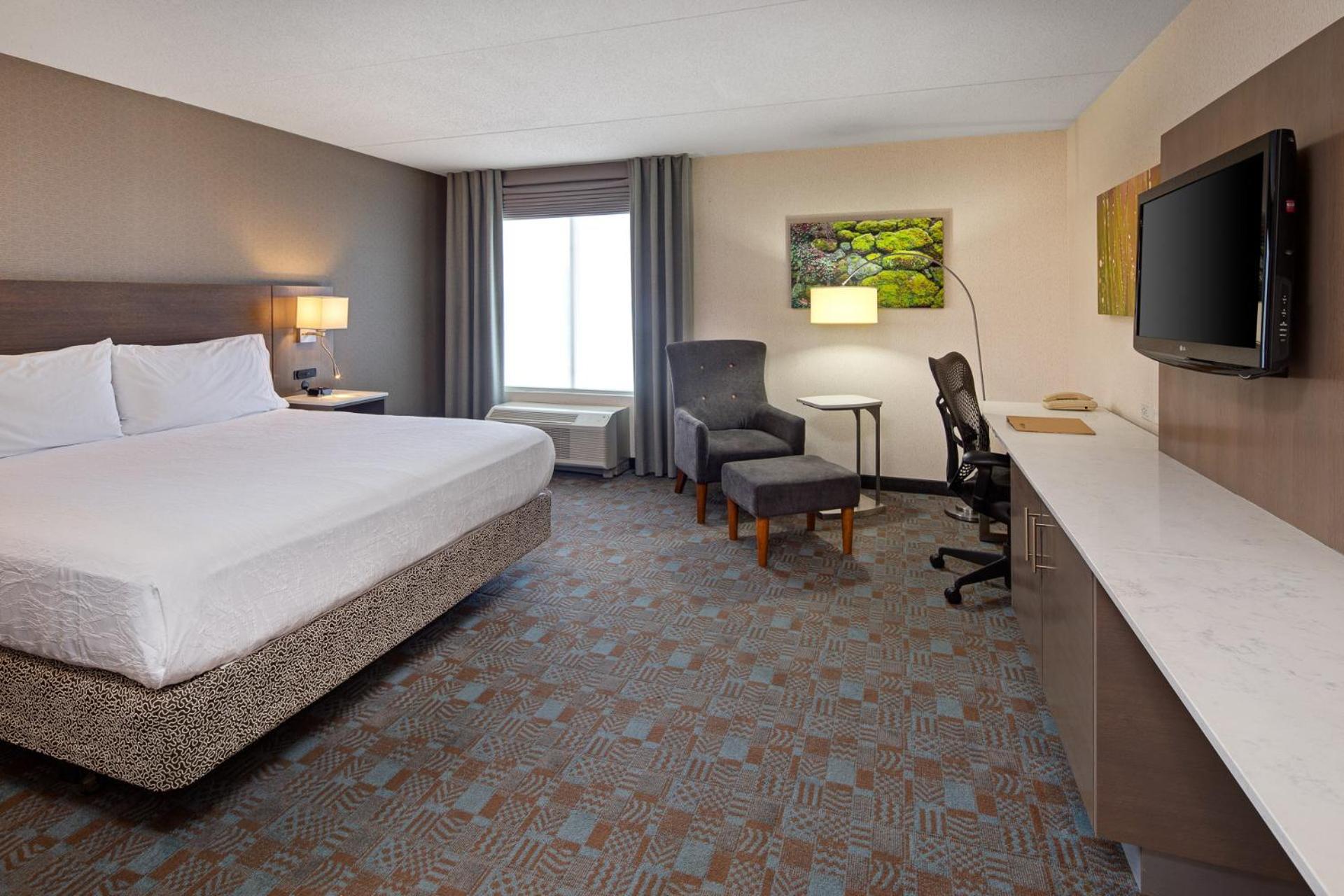 Hilton Garden Inn Toronto-Оуквил Екстериор снимка