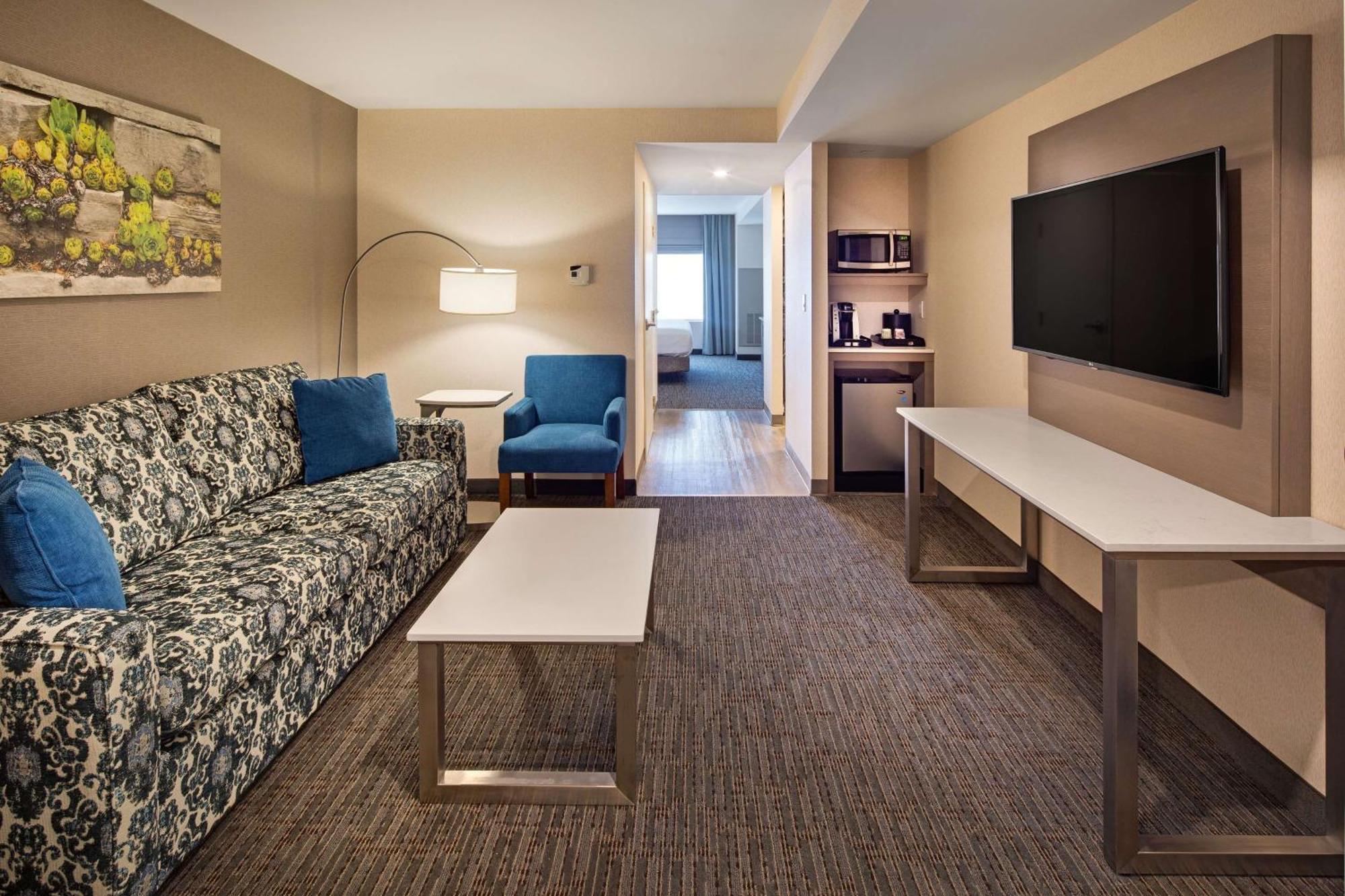 Hilton Garden Inn Toronto-Оуквил Екстериор снимка