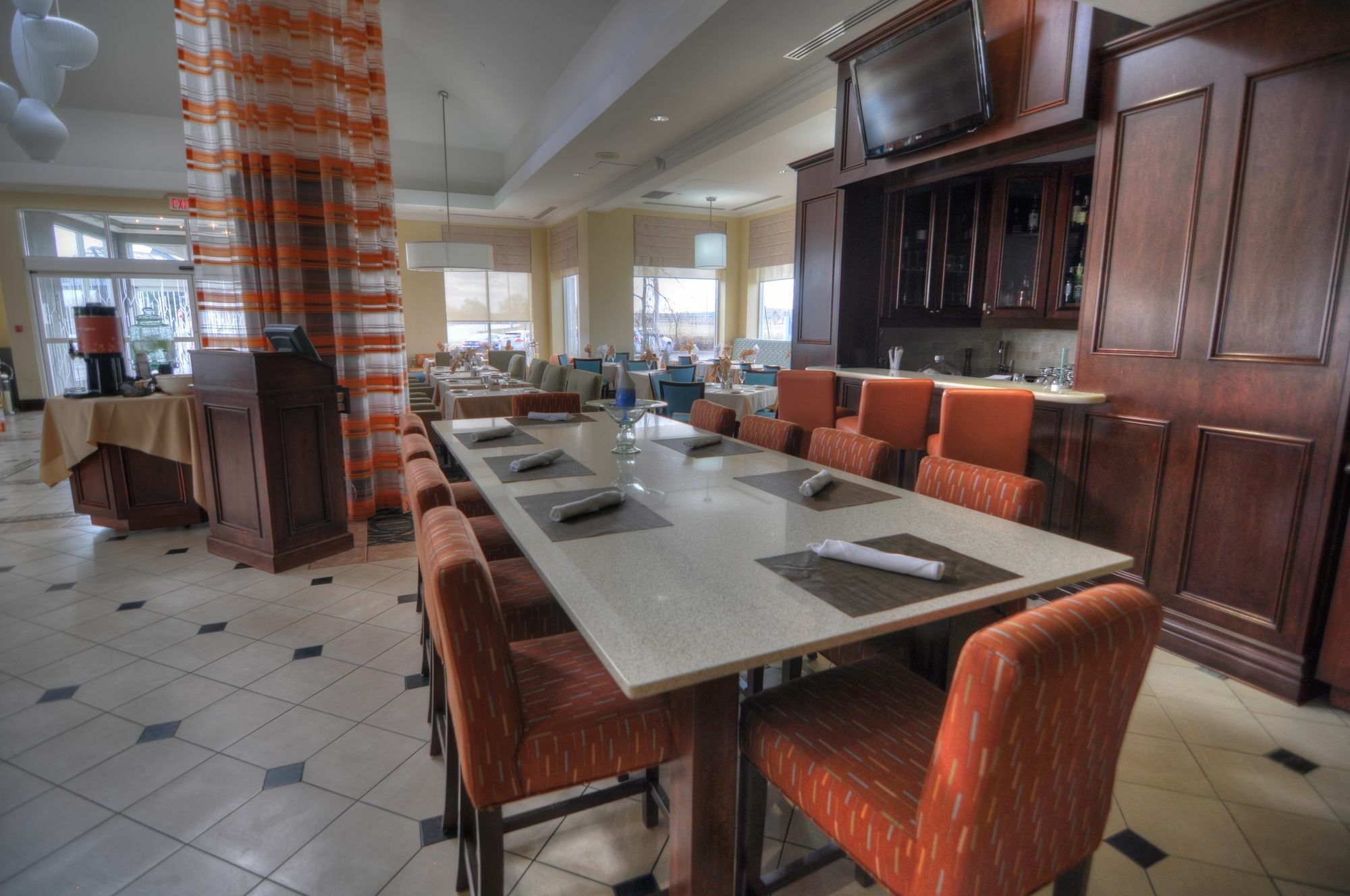 Hilton Garden Inn Toronto-Оуквил Екстериор снимка