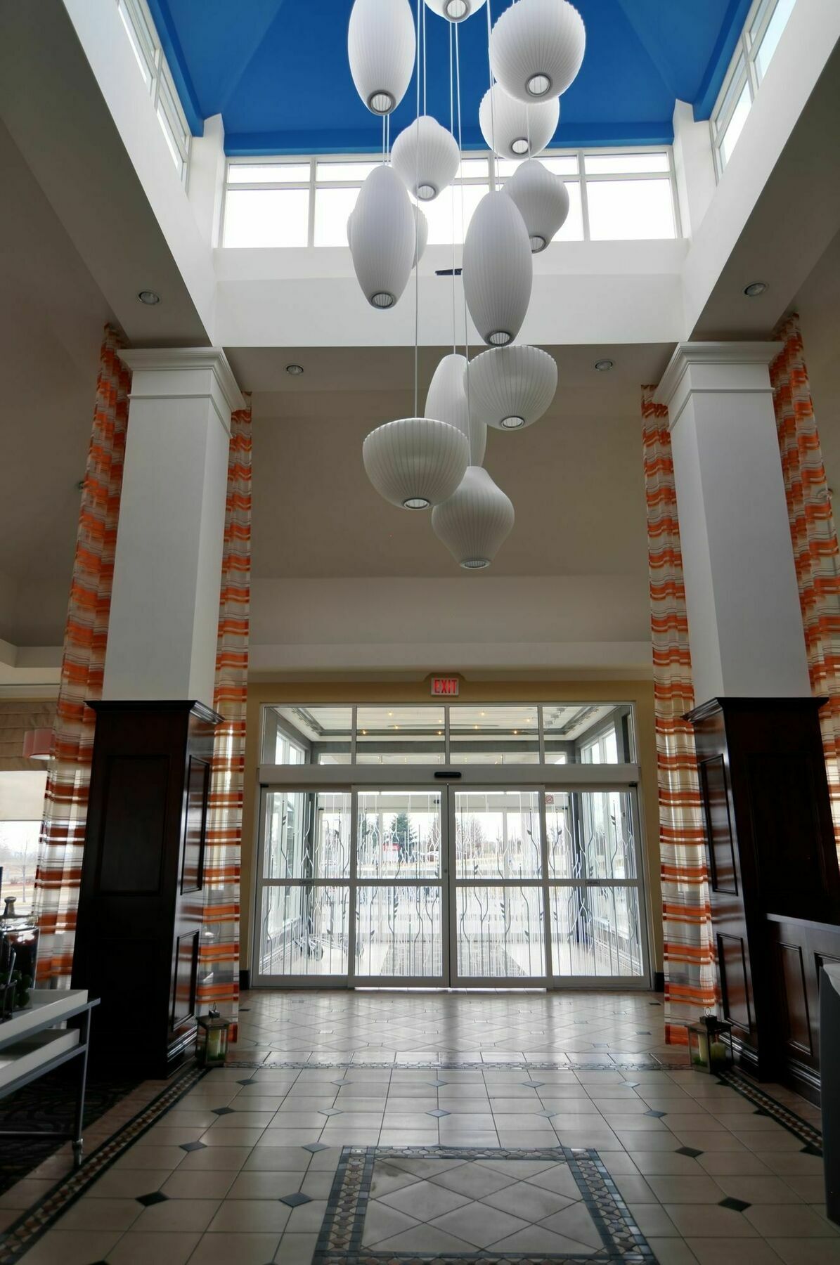 Hilton Garden Inn Toronto-Оуквил Екстериор снимка